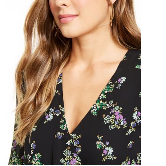 Q&A Floral Wrap Dress*Small*Currently in Macy’s!! - Picture 4 of 5
